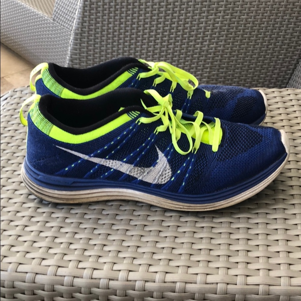 Nike flyknit sneakers